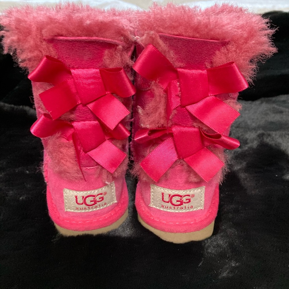 UGG’s size 6 toddler